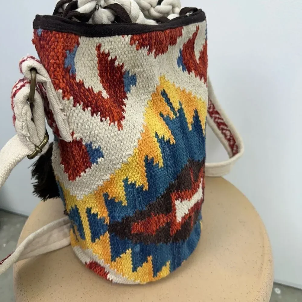 Ruggine Hand Woven Aztec Inspired Boho Bucket Bag With Shoulder Crossbody Strap